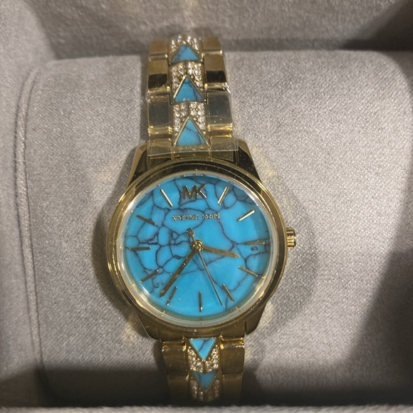 Michael Kors Women’s Watch - Picture 2 of 5